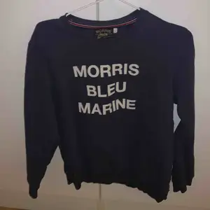 Morris tröja köpt för ett år sedan sällan använt den är i top skick och säljer den nu för ett billigt pris.