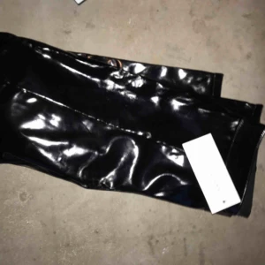  - Lappen kvar. Fr CHIQUELE. Nypris 499.