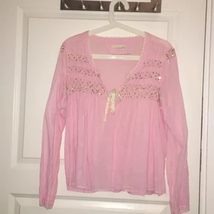  - Odd molly blus, använd men fint skick. Nypris ligger på 1200:-