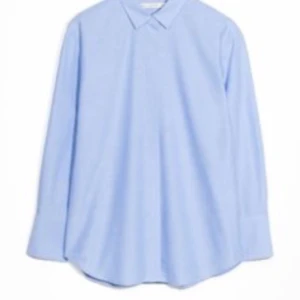  - Perfekt skick! Använd ett fåtal ggr. 
& Other stories
Storlek 38
