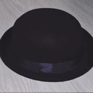  - En hatt från hm
Använd endast 1 gång