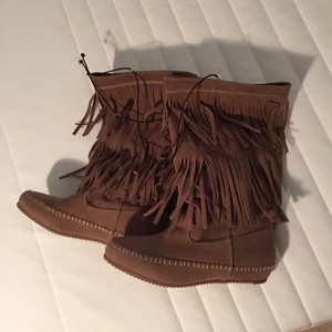  - Fina Frans skor från skopunkten storlek 40. Jag har storlek 39 och dom passar på mig. Aldrig använda. 