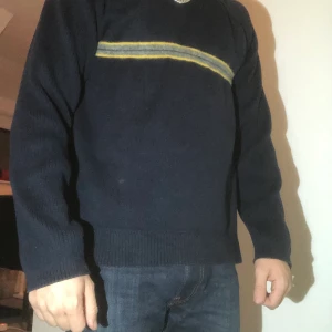 Tommy Hilfiger Sweatshirt  - Storlek: L.     COND: 9/10 (grade A) 