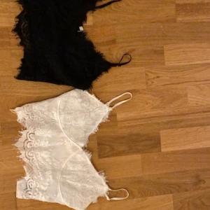 Spets toppar  - 80kr för båda 