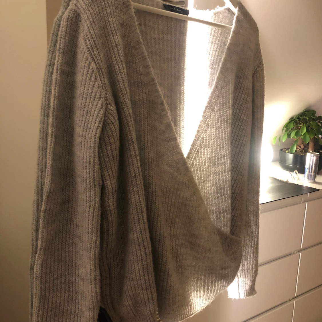 Stickad grå tröja  - 90