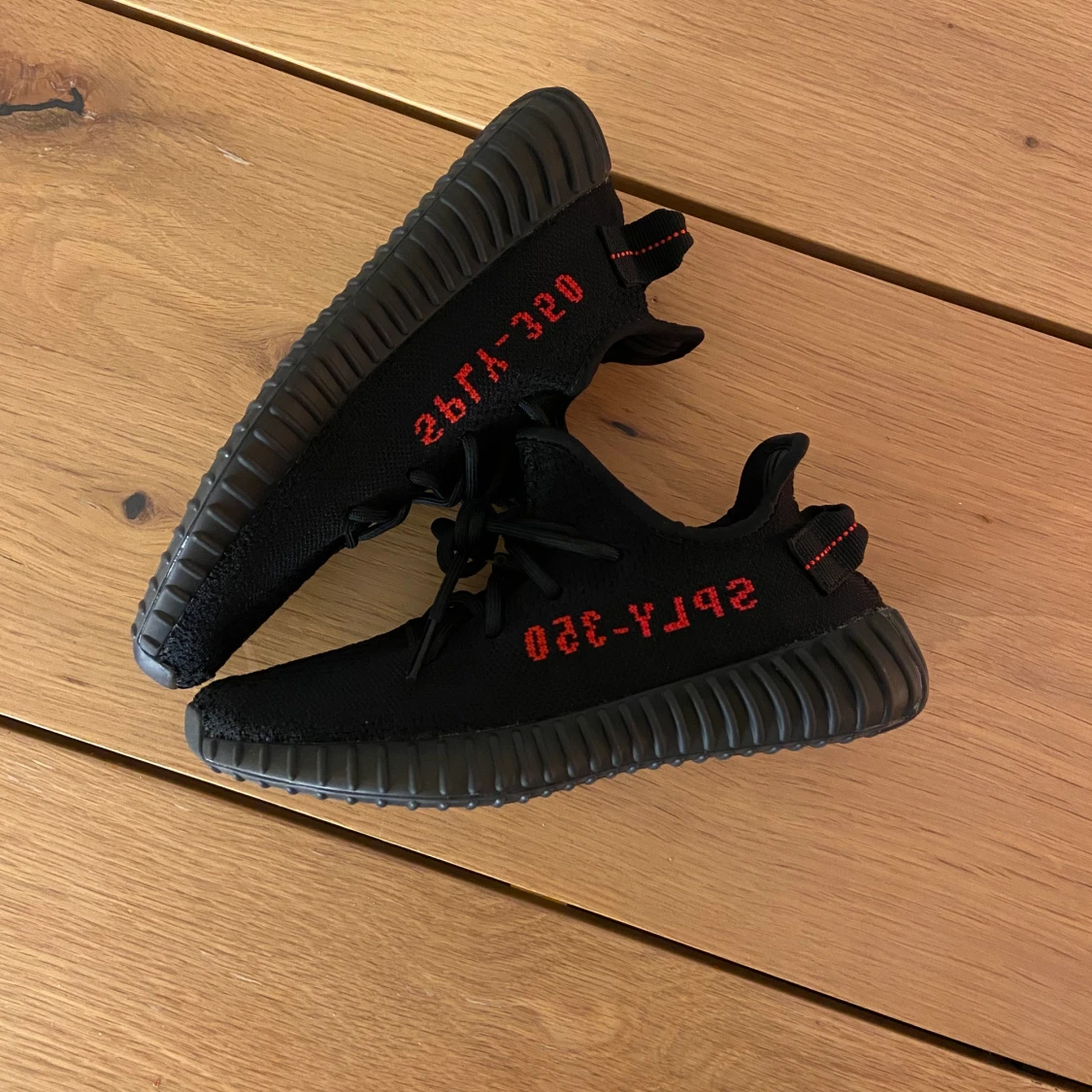Yeezys 350 bred 2020 - 90