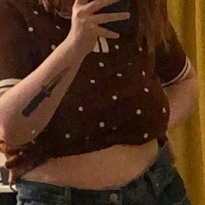 Retro tröja  - Den är helt ny köpt för någon vecka sen den är i m men passar även s och l