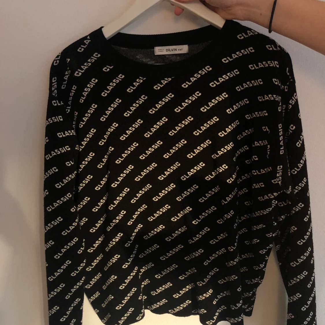 Classic knit sweater - 91