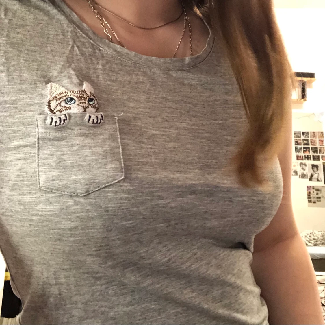 tisha med gullig katt - 90