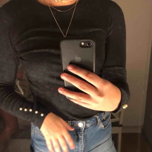  - Snygg grå långarmand tröja från zara. Använd några gånger 