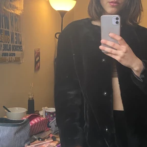 Zara coat - Black faux fur coat, baggier fit 