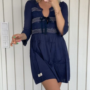 Odd Molly klänning - Använd mindre än 5 gånger. Fint skick, tunn i tyget. 30kr i frakt tillkommer! ❤️ storleken är XS men sitter bra på mig som brukar vara S/M