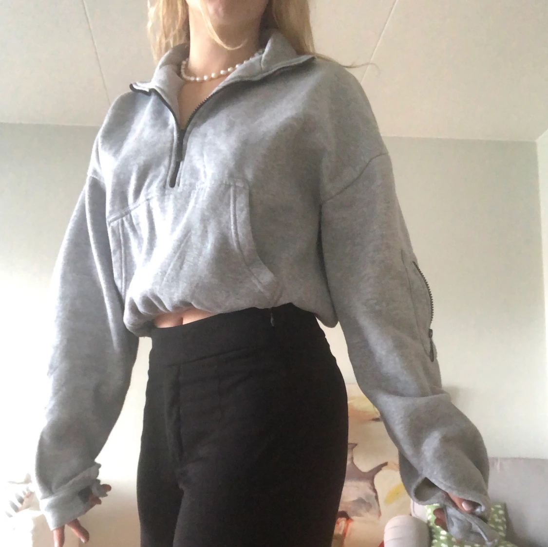 Grå sweatshirt 🖤