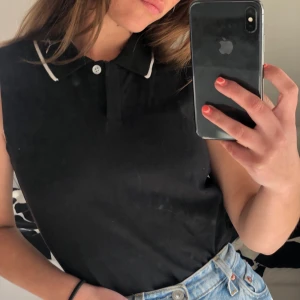 Topp - Skitsnygg ”tennis”-topp som knappt är använd! Gör dig sämre på bild, men jättenajs irl. Frakt: 25kr