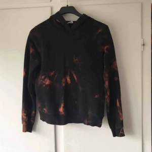  - Sjukt cool tie dye hoodie🤯🤩🤩🤩