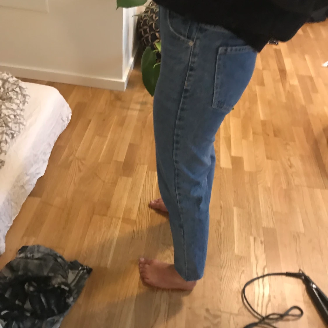 Blå Mom Jeans. Hög midja. S!  - 90