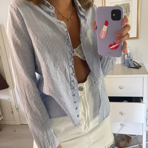 SKJORTA FRÅN MANGO - fin skjorta till sommaren från mango!! strl xs