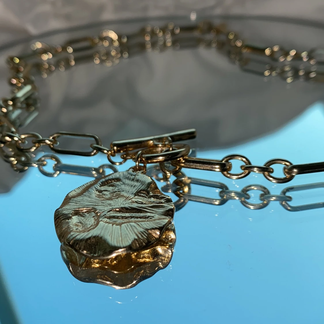 Guldig halsband  - 91