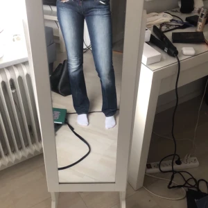 Jeans från replay  - Mamma rensar sin garderob och allt ska bort! Buda från 50kr 