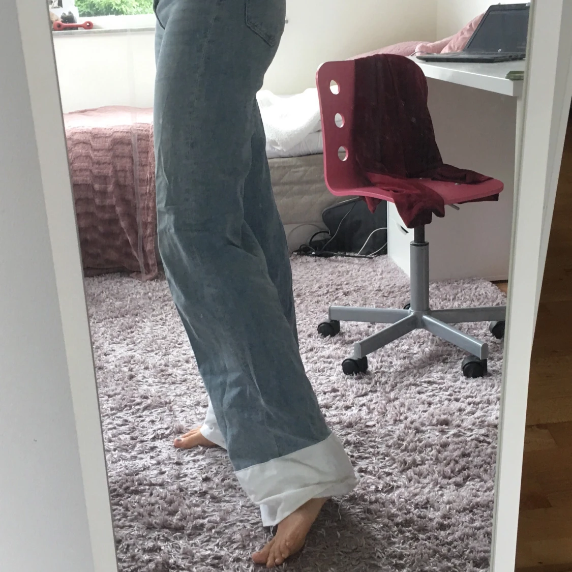 Baggy ljustvättade jeans