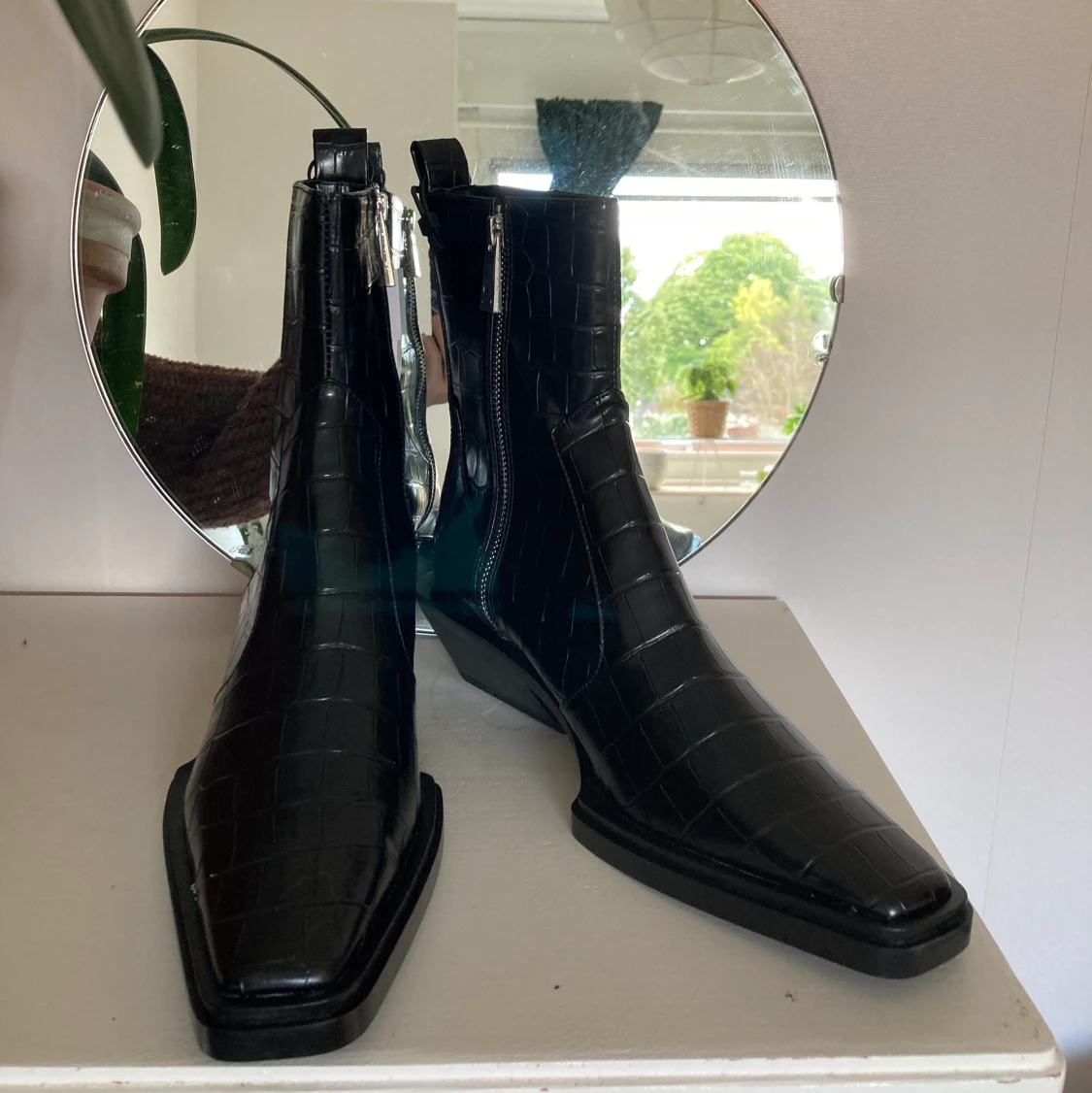 Helt nya boots från Zara - 90