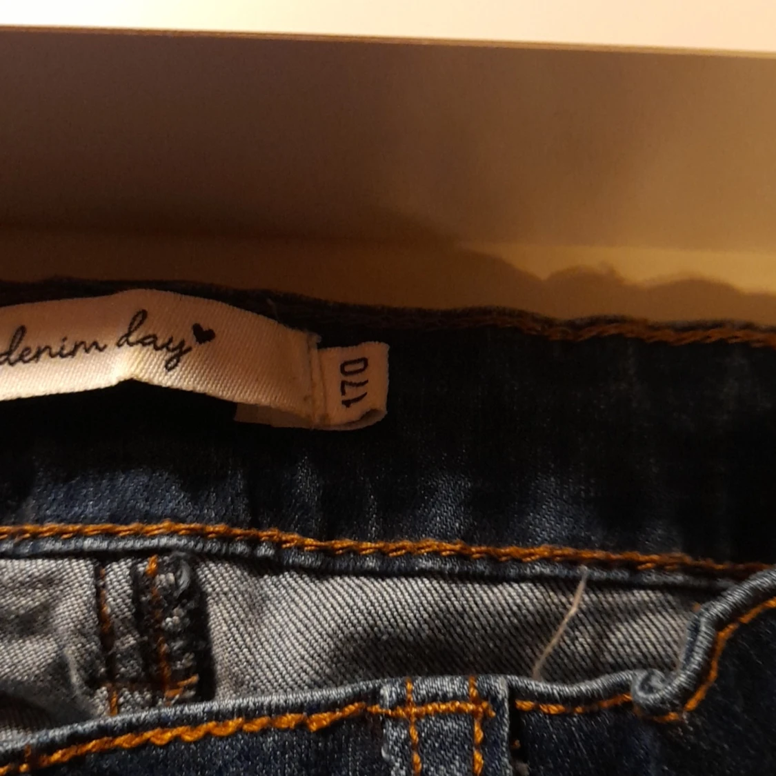 Jeans storlek 170