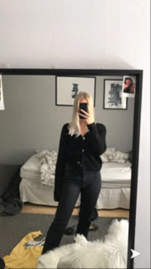 svart kofta  - Från lindex storlek M men än lite mindre m, frakt ingår 