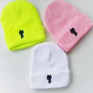  - Skitsnygga Billie Eilish beanies. De är inte köpta på hennes hemsida men ser exakt likadana ut! Frakten ingår ❤ tar 2-4 arbetsdagar.