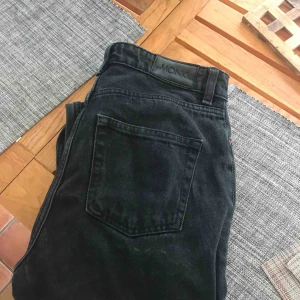  - Snygga jeans från monki!!!💓