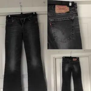 Levi’s bootcut jeans Superfina!!! Hör av er för mer info eller bilder :) ⚡️🤯😚