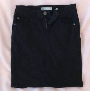 Kjol - Kjol från Gina XS