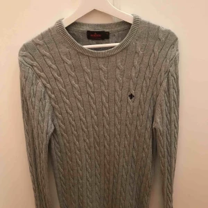  - 10/10 skick knappt använd alls Säljes pga för liten