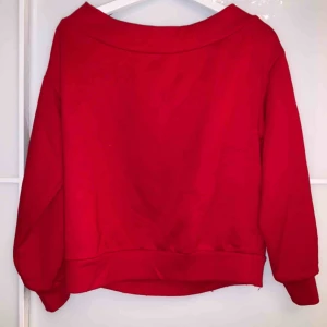  - Sweatshirt från HM. Frakt tillkommer✨