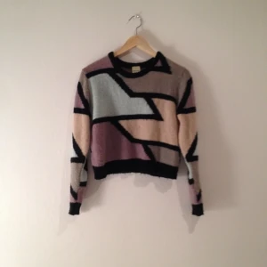 monki stickad tröja - monki stickad tröja