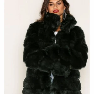  - Pälsjacka från Nelly ✨ pris kan sänkas vis snabb affär och frakt ingår 