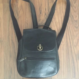  - Super fin läder väska! Inhandlad på vintage marknad