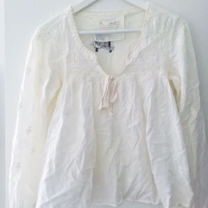  - ✨ Blus från Odd Molly ✨ Storlek 1, vilket motsvarar storlek S ✨ Betalning via swish & jag fraktar