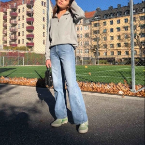  - Supersnygga jeans från Monki. Endast använda en gång. 