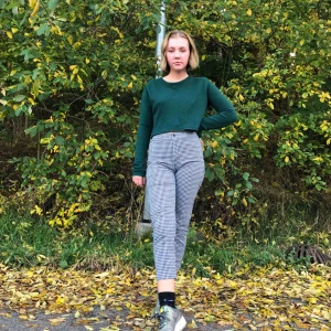  - Asballa rutiga byxor från brandy melville😍😍💞 knappt använda och i väldigt bra skick!! Älskar dessa byxor men Tyvärr så passar de inte mig till storleken