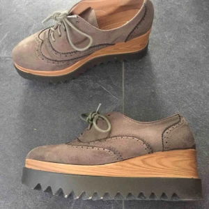  - Storlek 36 Jag användade de 1 gång För stora för mig  