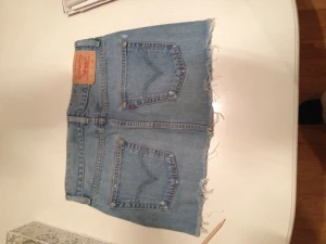 Jeanskjol från Levis  - Jeanskjol från Levis 