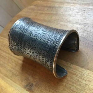  - Armband av stål 🐺