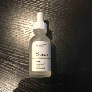 - The Ordinary ”Buffet” Multi-technology peptid serum. Har använt typ 4 gånger
