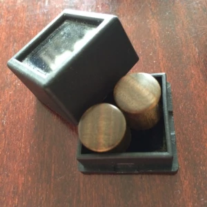  - Helt nya träpluggar i 10 mm. Beställda från USA. Handgjorda! 