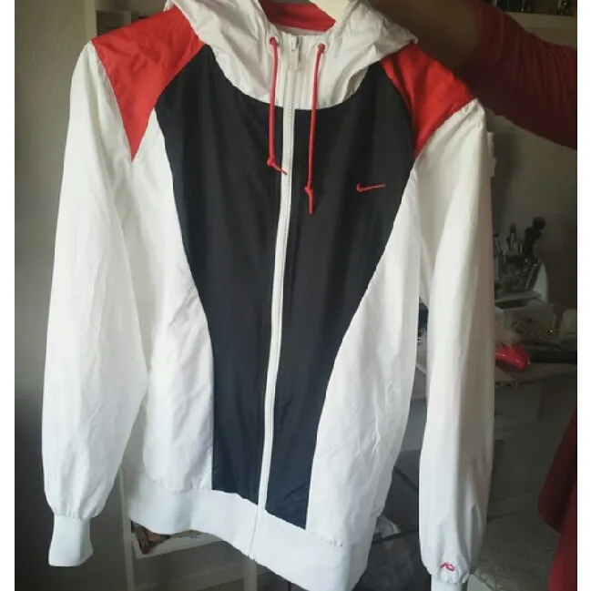 Nike outdoor jacket, never used!. Jackor.