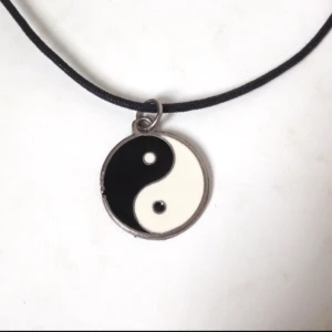 - Halsband yinyang 90-tal
