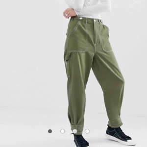  - asballa brallor köpte från asos! aldrig använda tyvärr :( frakt tillkommer! 🌸