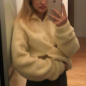  - Knappt använd Teddykofta från Carlings💞  nypris :500kr