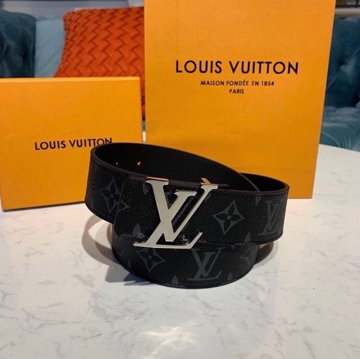 Louis Vuitton bälte - Louis Vuitton | Plick Second Hand