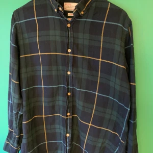 Skjorta i flanell från Those glory days  - Flanellskjorta i blått och grönt